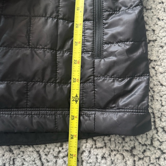 Patagonia Black Vest - Picture 5 of 9